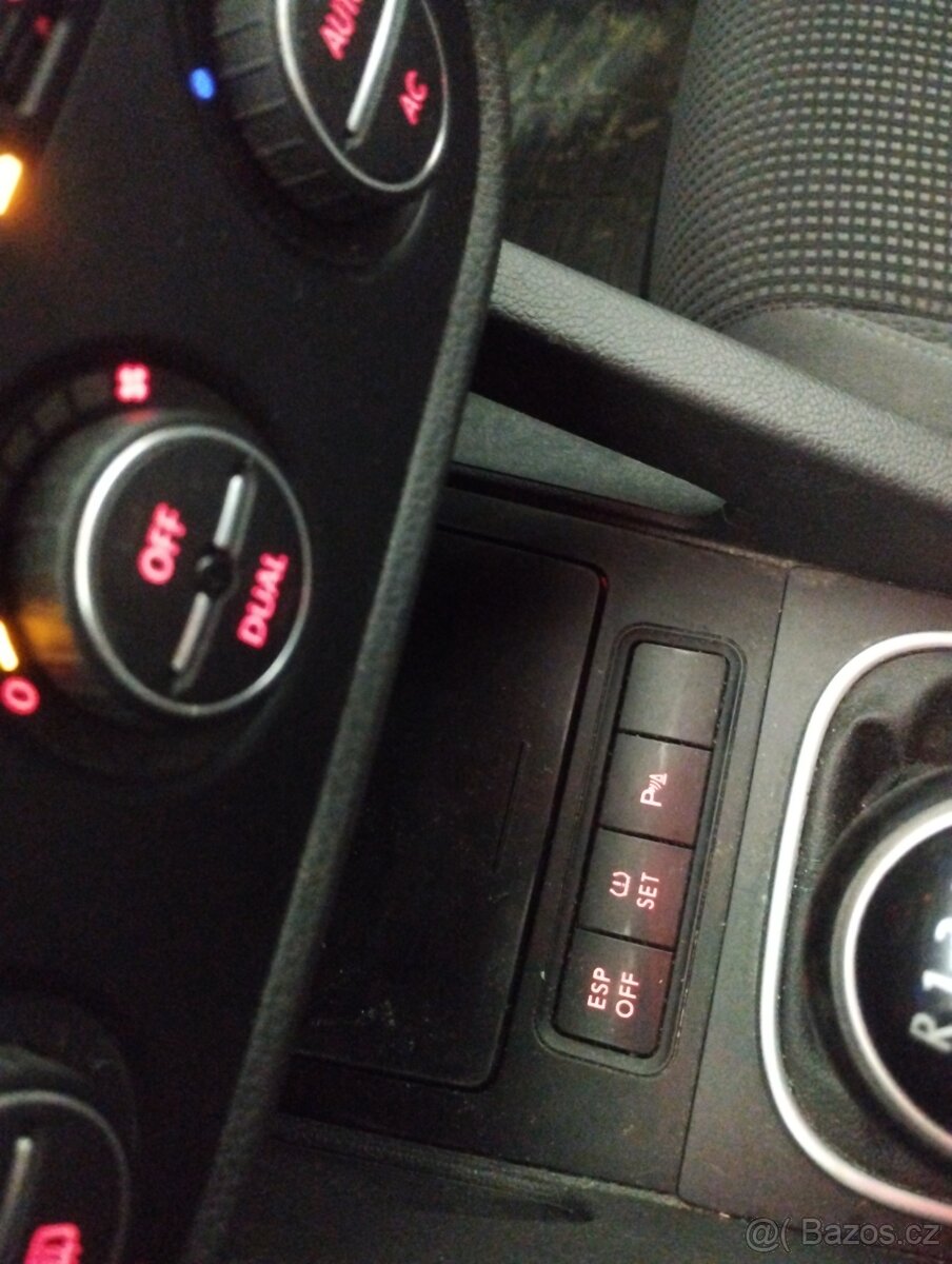 Volkswagen golf 5 1.4tsi veškeré ND. - 4