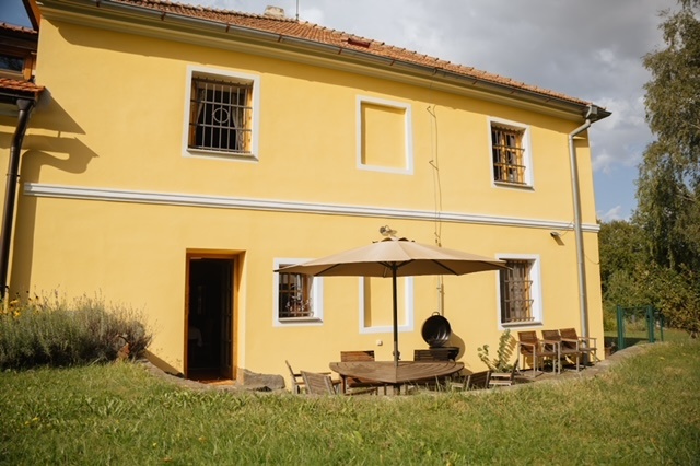 Objekt bývalého statku Český Krumlov, 5 km stranou - 4