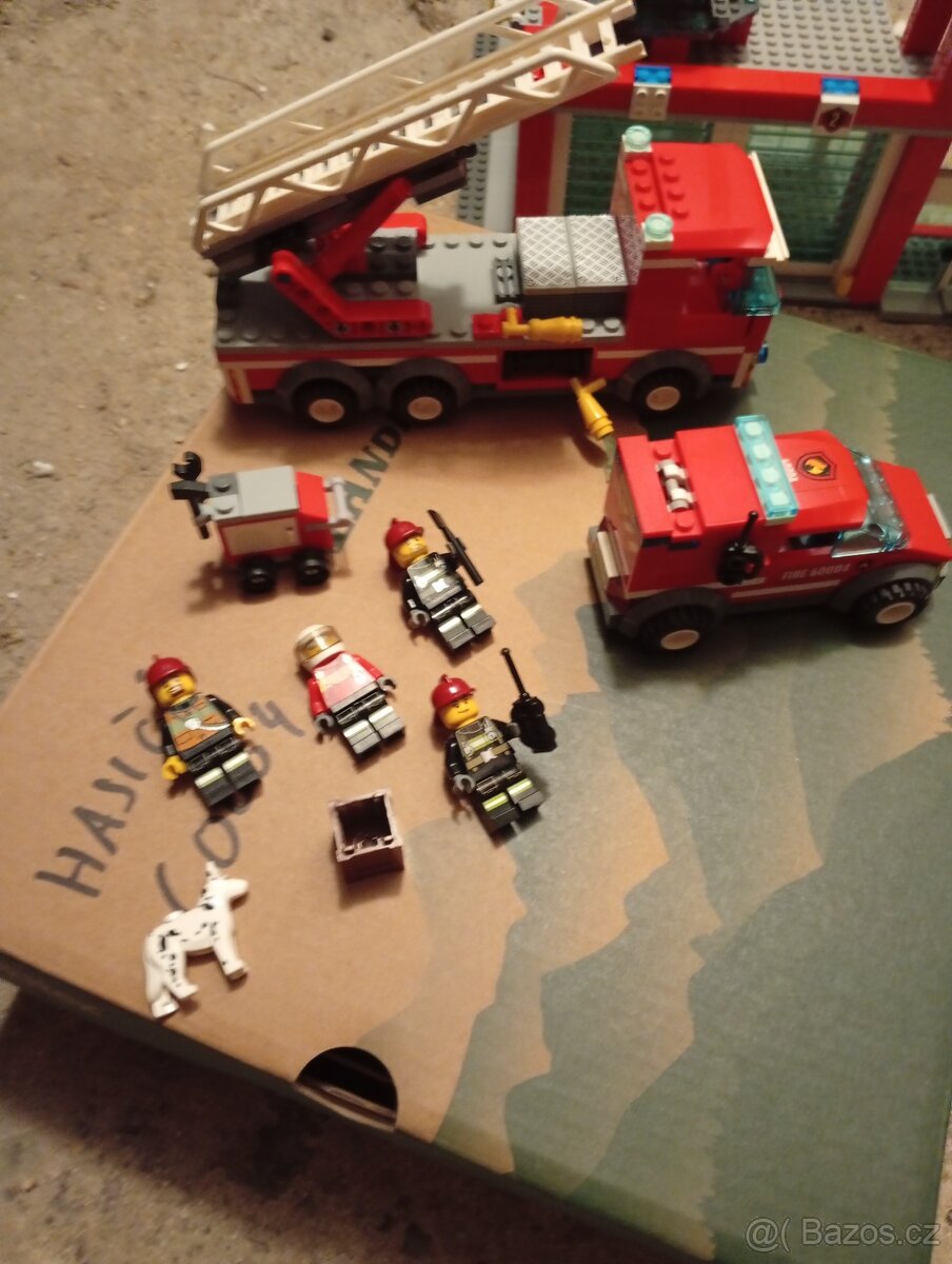Lego hasičská zbrojnice - 4
