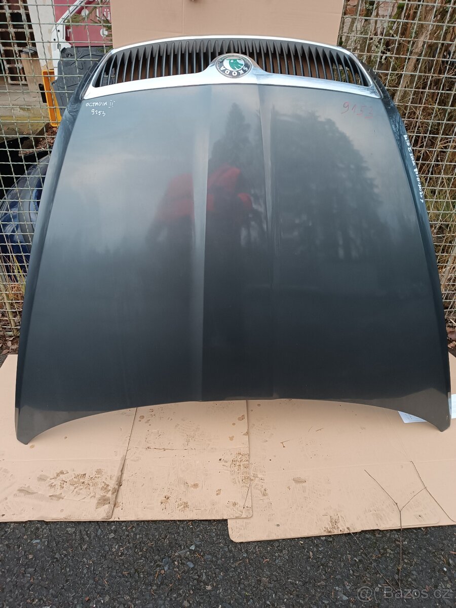 Skoda Octavia 2 - přední kapota - 4