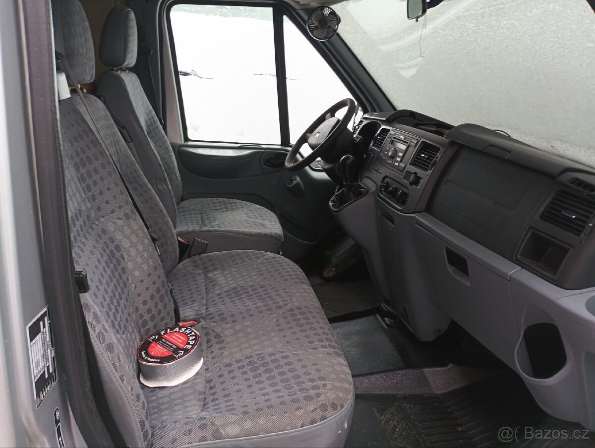 Obytná dodávka Ford Transit - 4