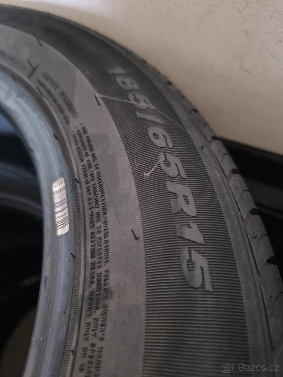 Pneu 185/65R15 - 4