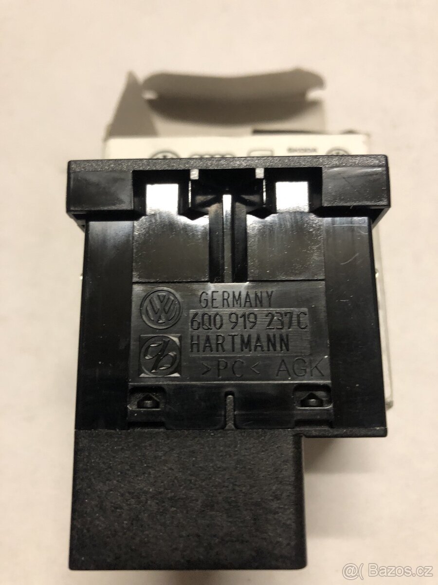 Vw, Škoda spínač ruční brzdy 5Q0 927 225 D, spínač airbagu - 4