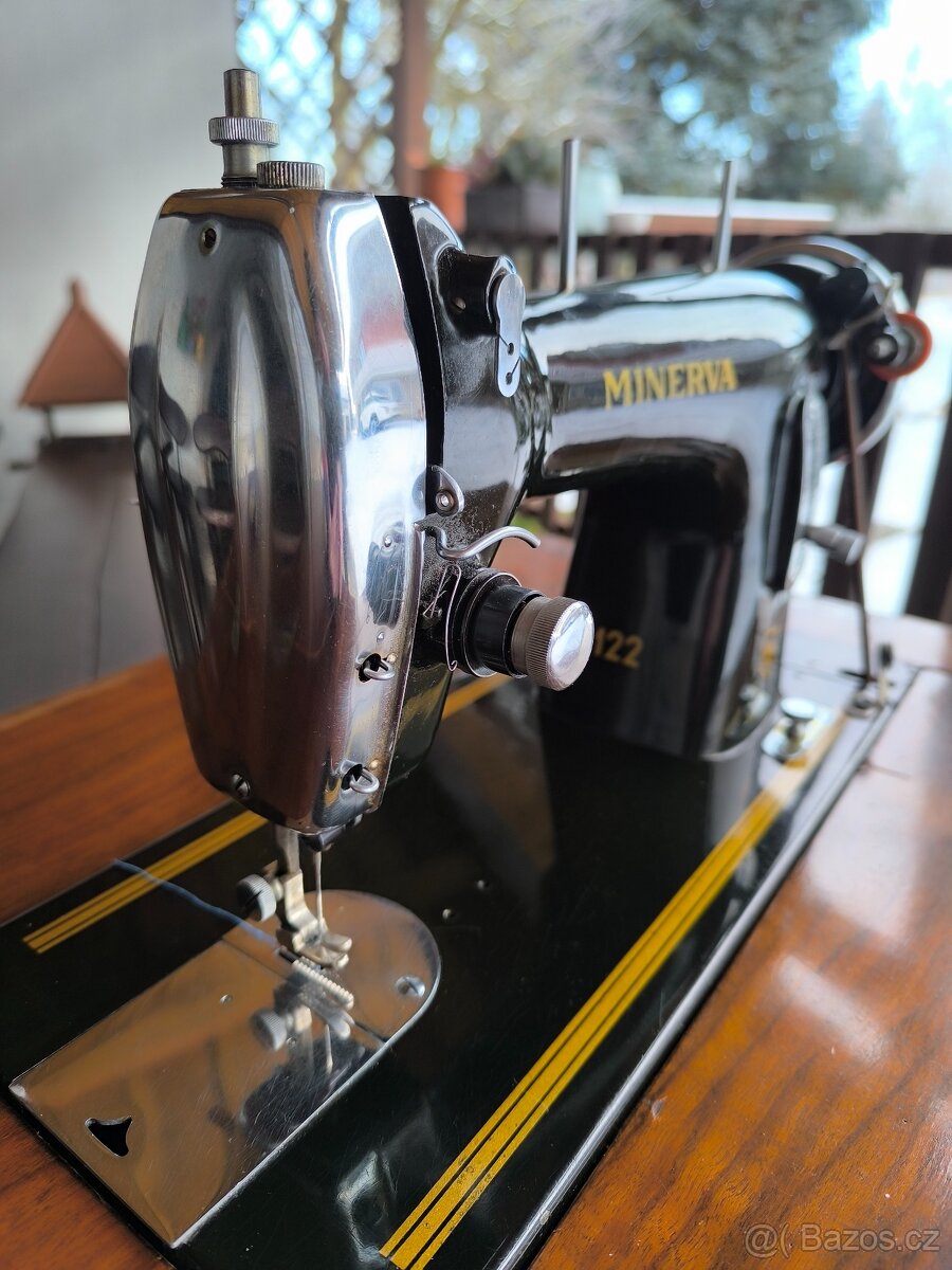 Šicí stroj MINERVA - 4