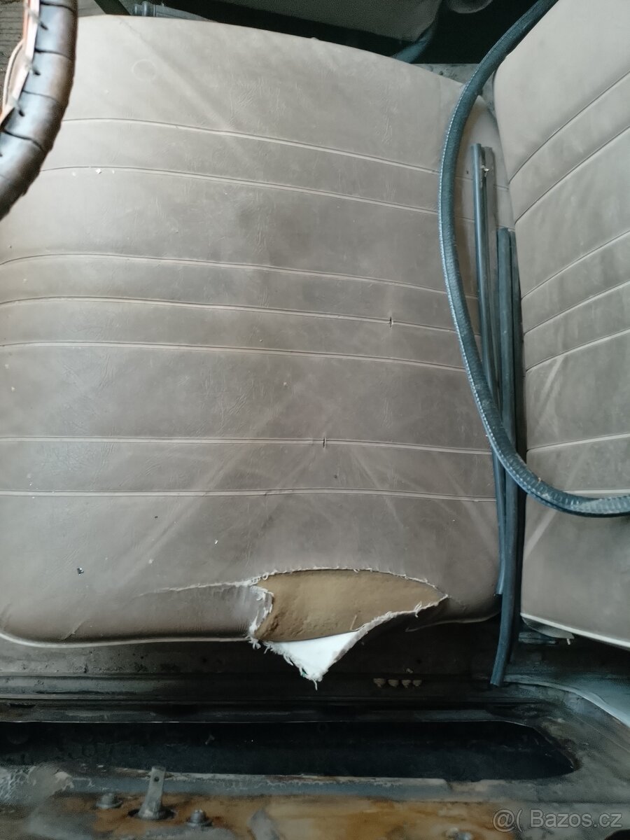 Škoda 100 100L sedadla - 4