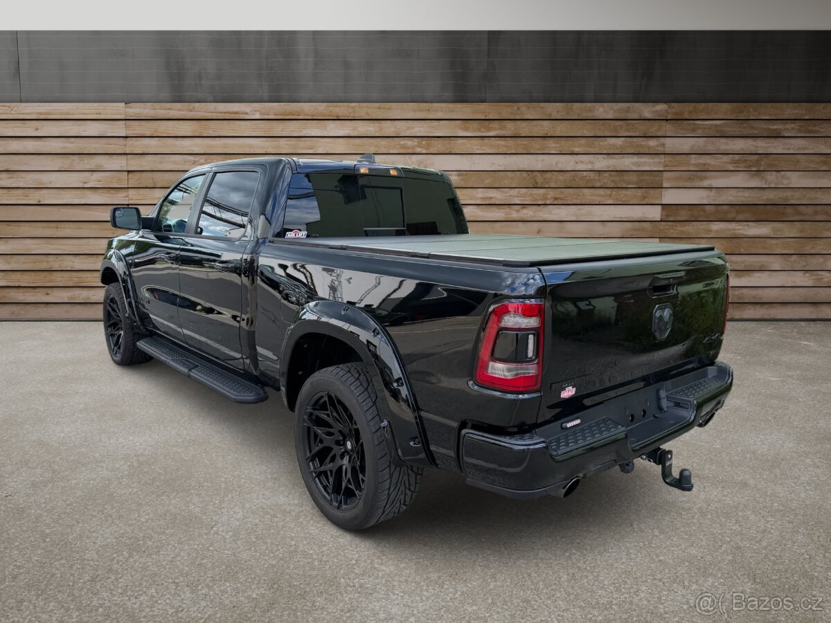 DODGE RAM HEMI BLACK EDITION AIR LIFT - 4