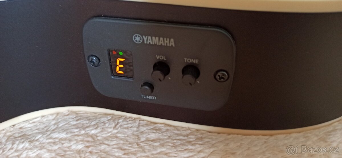 Predam el.ak. gitaru Yamaha APXT2. - 4