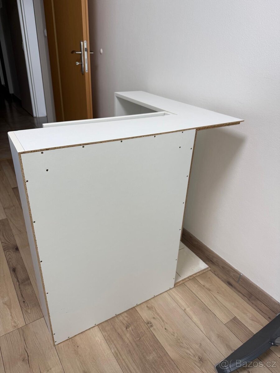 Rohová skříň - 4