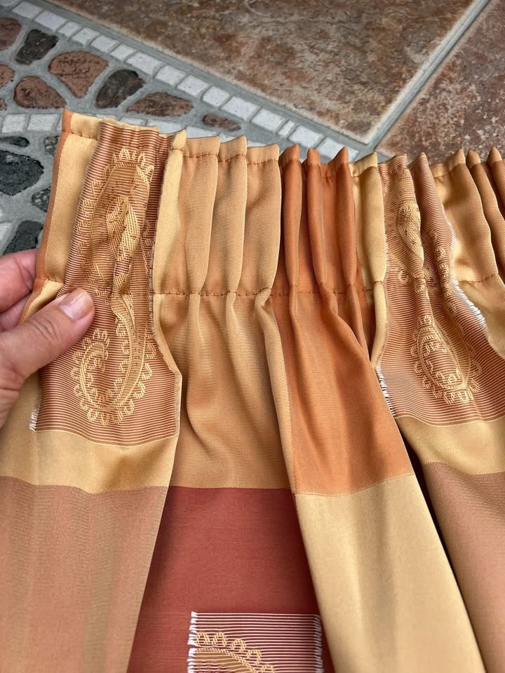 Zatemňovací závěsy, látka: nickel, různé velikosti - 4