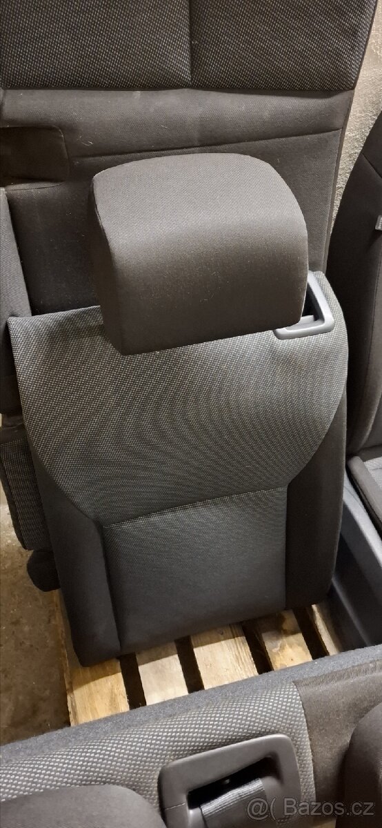 Sedačky Škoda Octavia 3 - 4