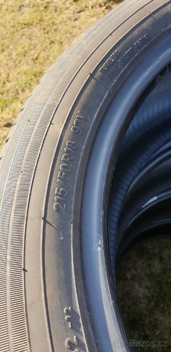Pneu 215/50 R18 - 4