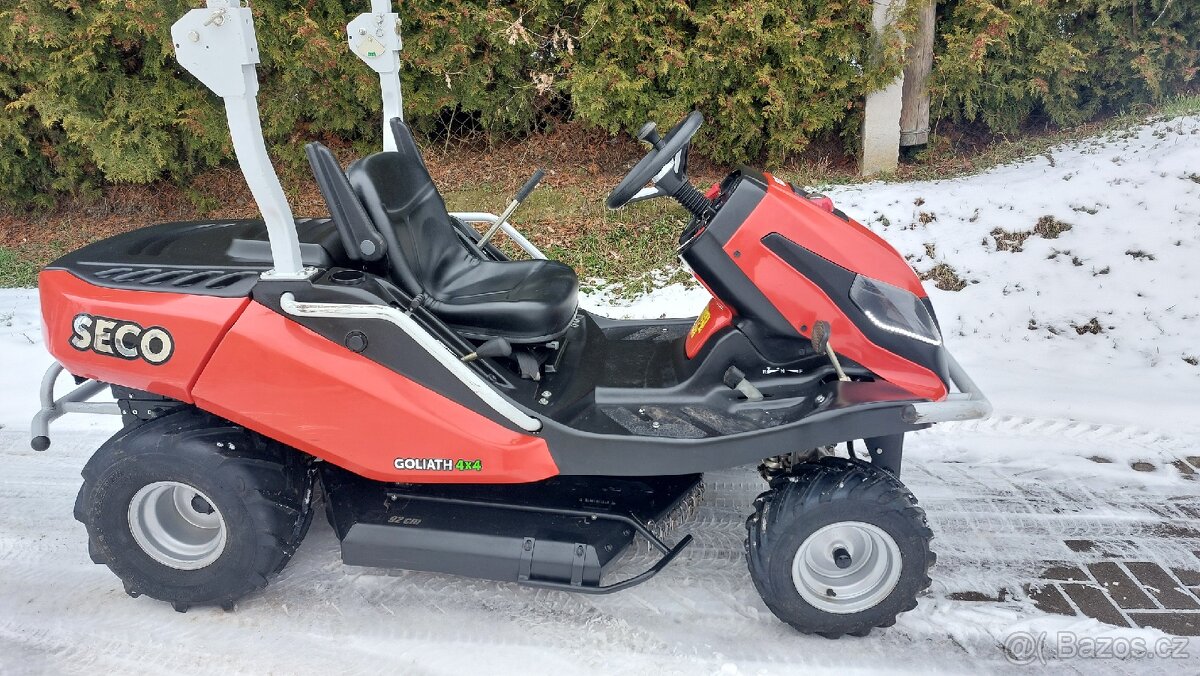 Zahradní traktor Goliath 4x4 - 4