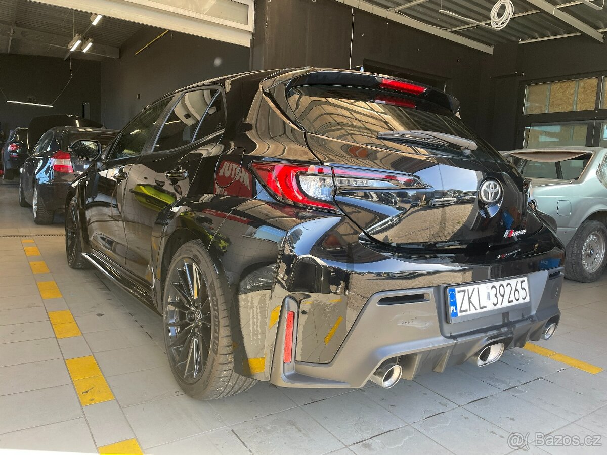 Toyota Corolla 1.6 GR-FOUR 223 kw High Performance - 4