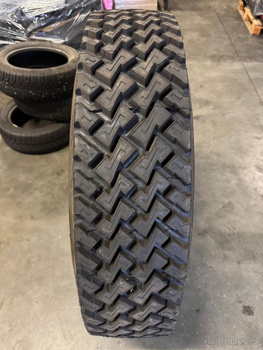 Pneumatika 13 R 22,5 154/150 - 4