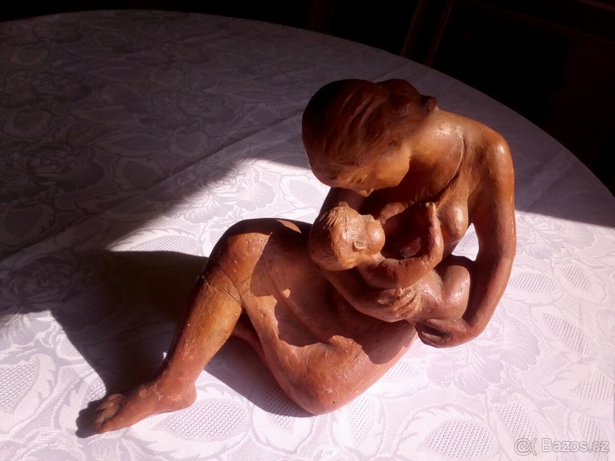 retro veci, kreslo, police, radio, atd. - 4