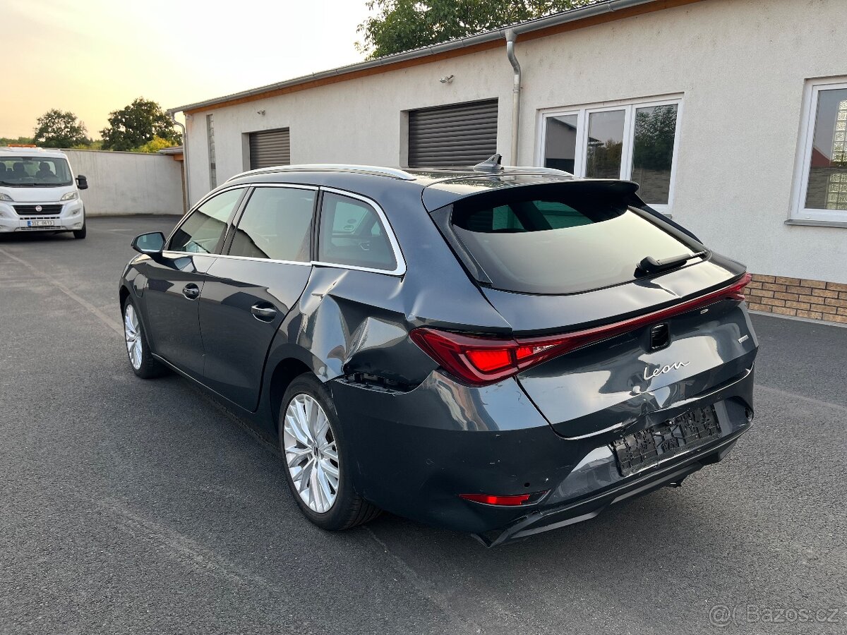 SEAT LEON SPORTSTOURER EXCELLENCE 1.4 HYBRID rv.2022 - 4