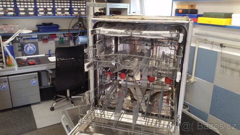 Myčka nádobí WHIRPOOL, REPASOVANÁ SE ZÁRUKOU - 4