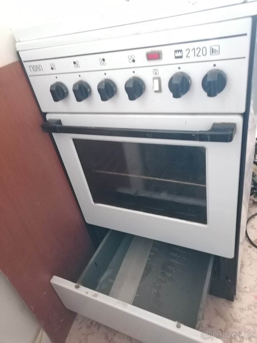 Plynový sporák s elektrickou troubou Mora kombinovaný - 4