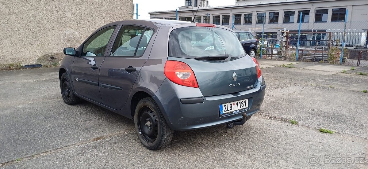 Renault Clio 1,2 klima - 4