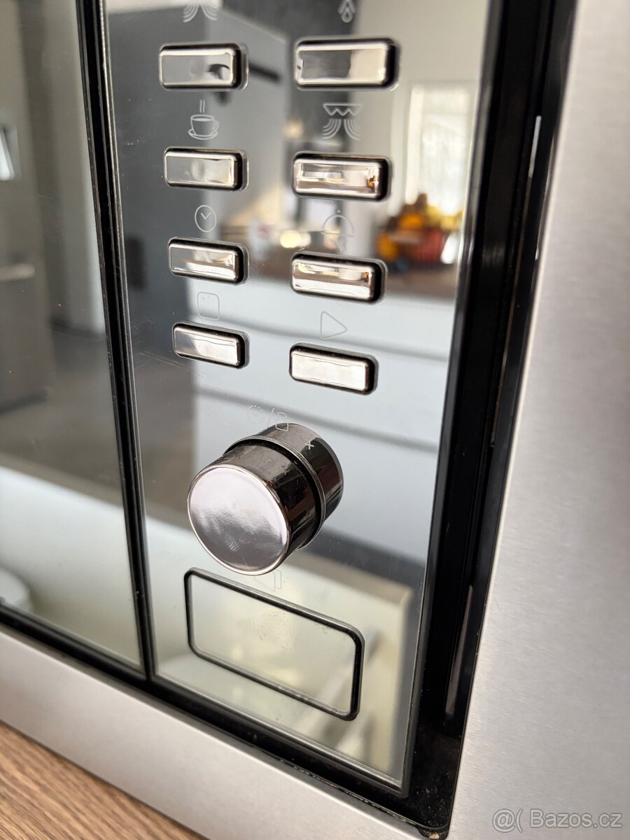 Vestavěná mikrovlnná trouba - 4