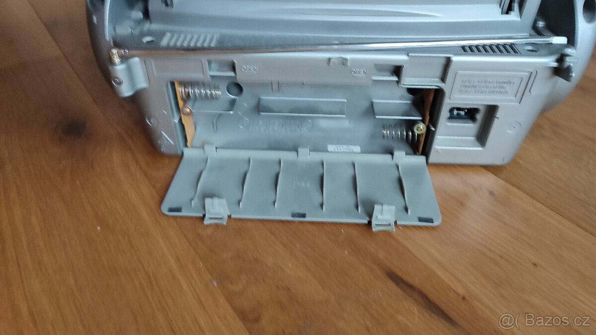 Kazetový a CD přehrávač SONY CFD-S26L - 4