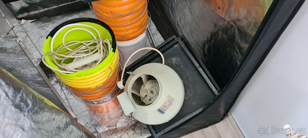 Prodám pěstební stan 1x1x2m - 4