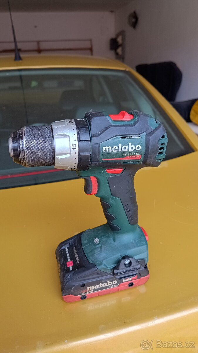 P: Aku vrtací Šroubovák Metabo 2ks - 4