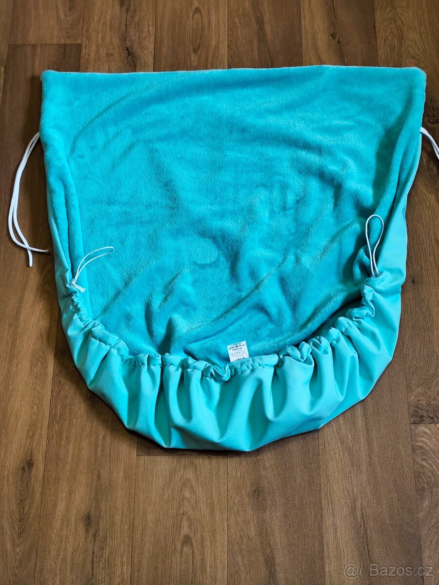 Nepadací deka do kočárku - 4