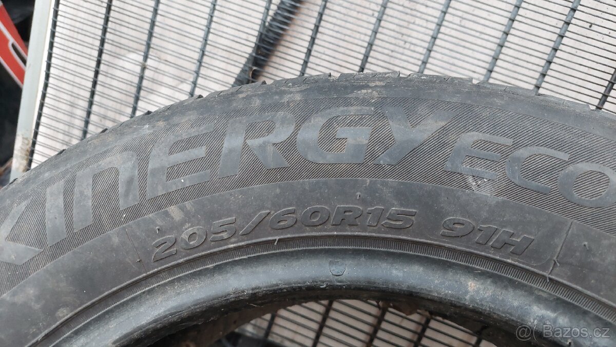 205/60 r15 Hankook - 4