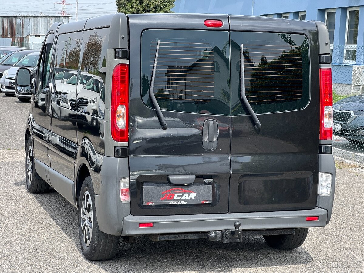 Renault Trafic 2.5DCi 8 MÍST AUTOMAT KLIMA - 4