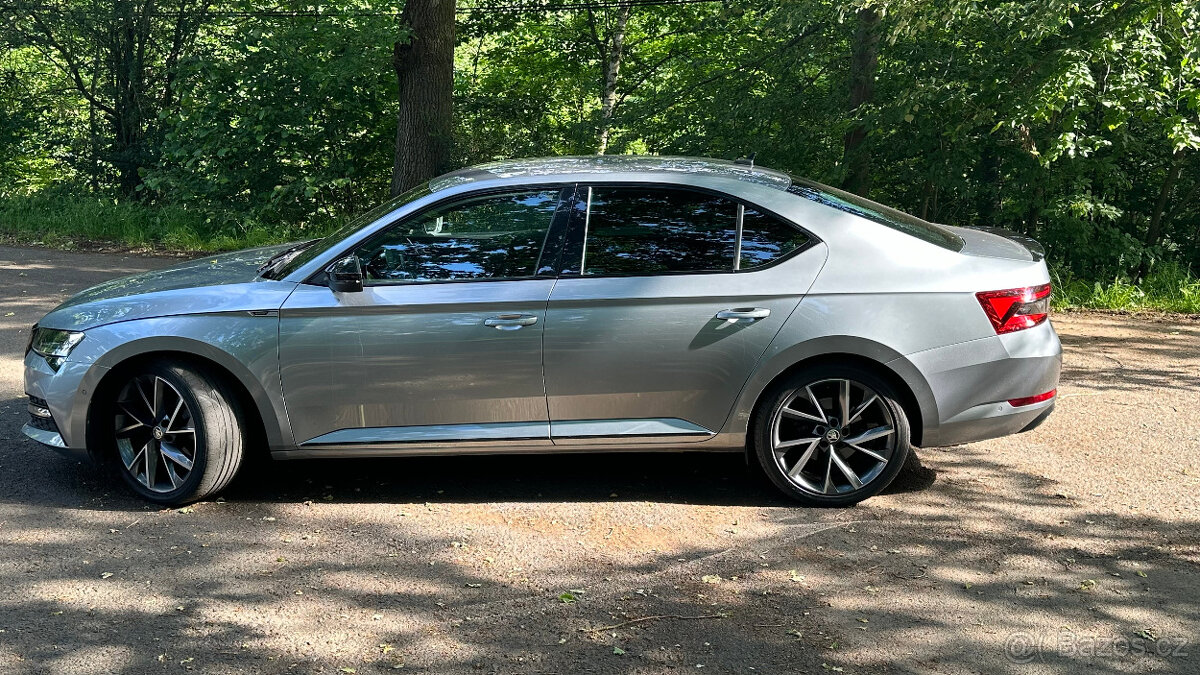 Škoda Superb III 2.0TDi 147kW DSG 4x4 Sportline Webasto - 4