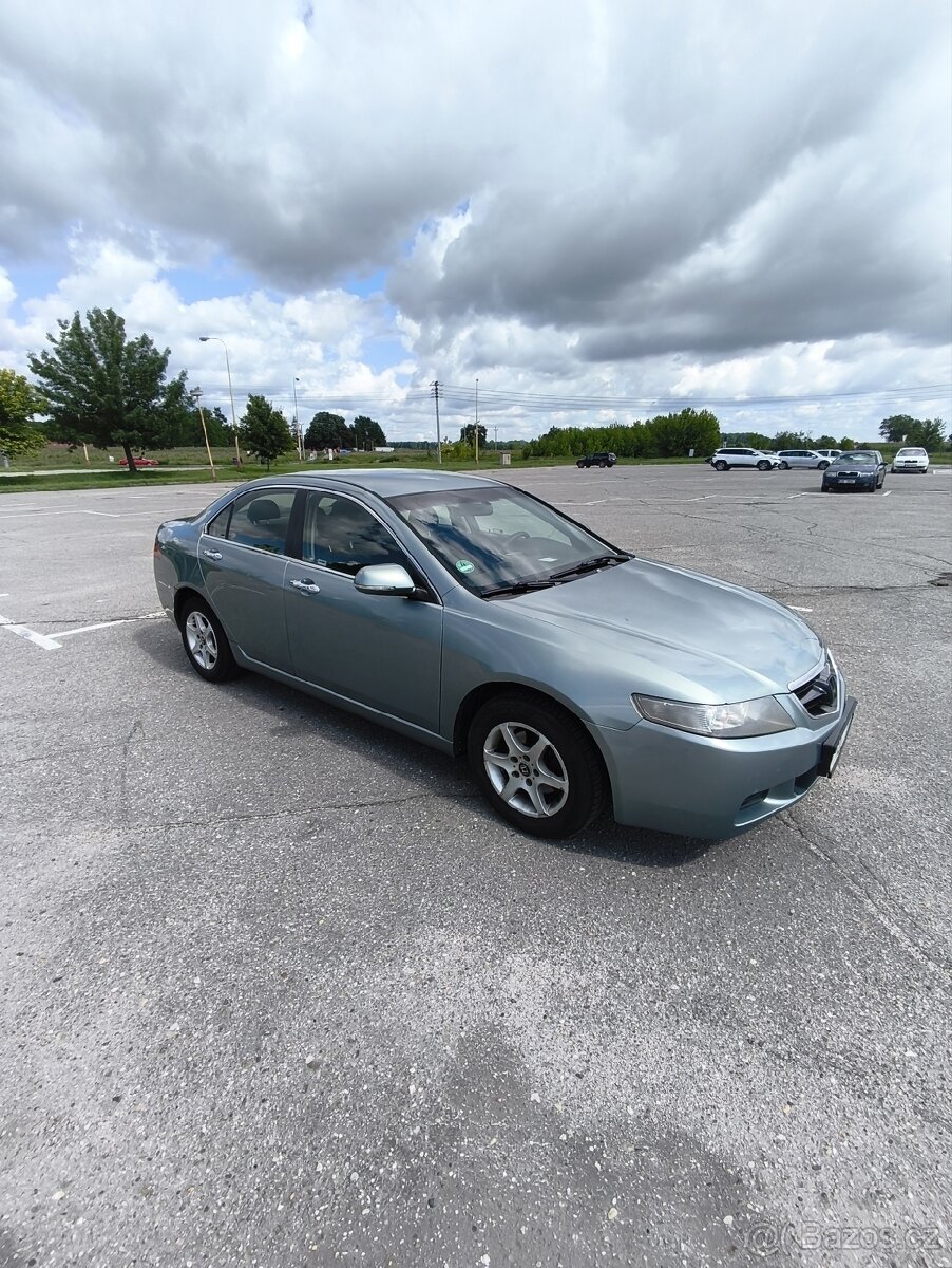 Honda Accord 7g 2.0 i-vtec, 114kw, r.v 2004 - 4