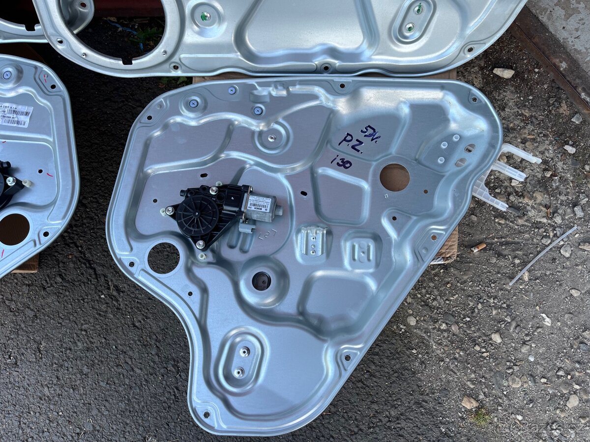 Mechanismus stahování okna-stahovačka HYUNDAI i30 - 4