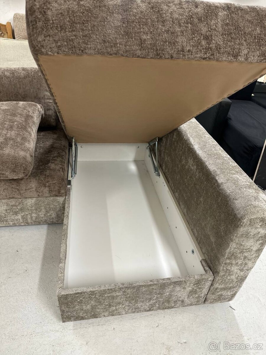 Rohová rozkládací sedačka 237×150 - 4
