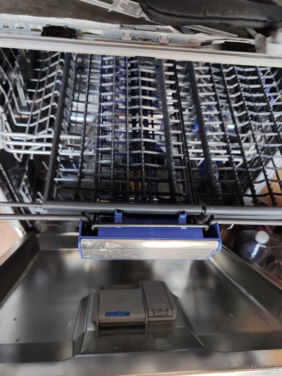 Myčka na nádobí BEKO - 4