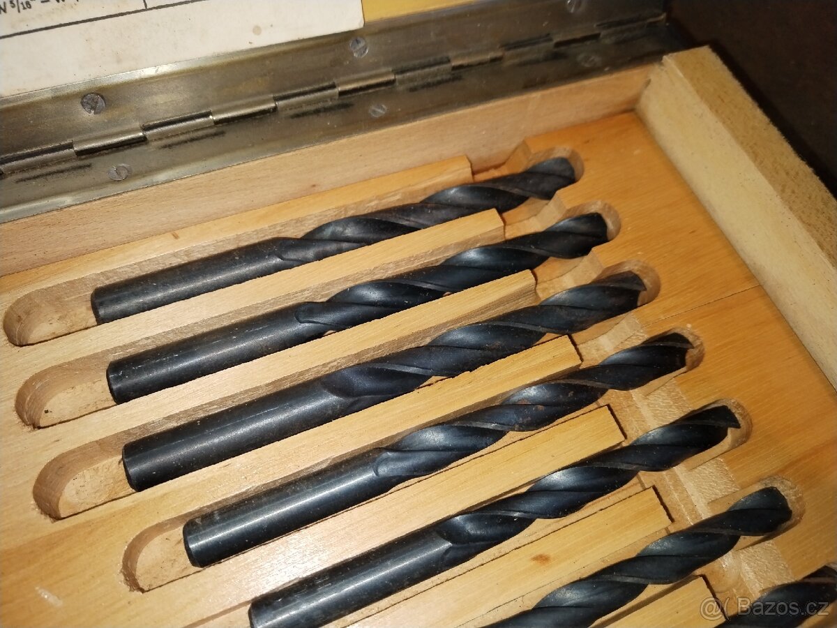 Narex sada závitnikov - 4