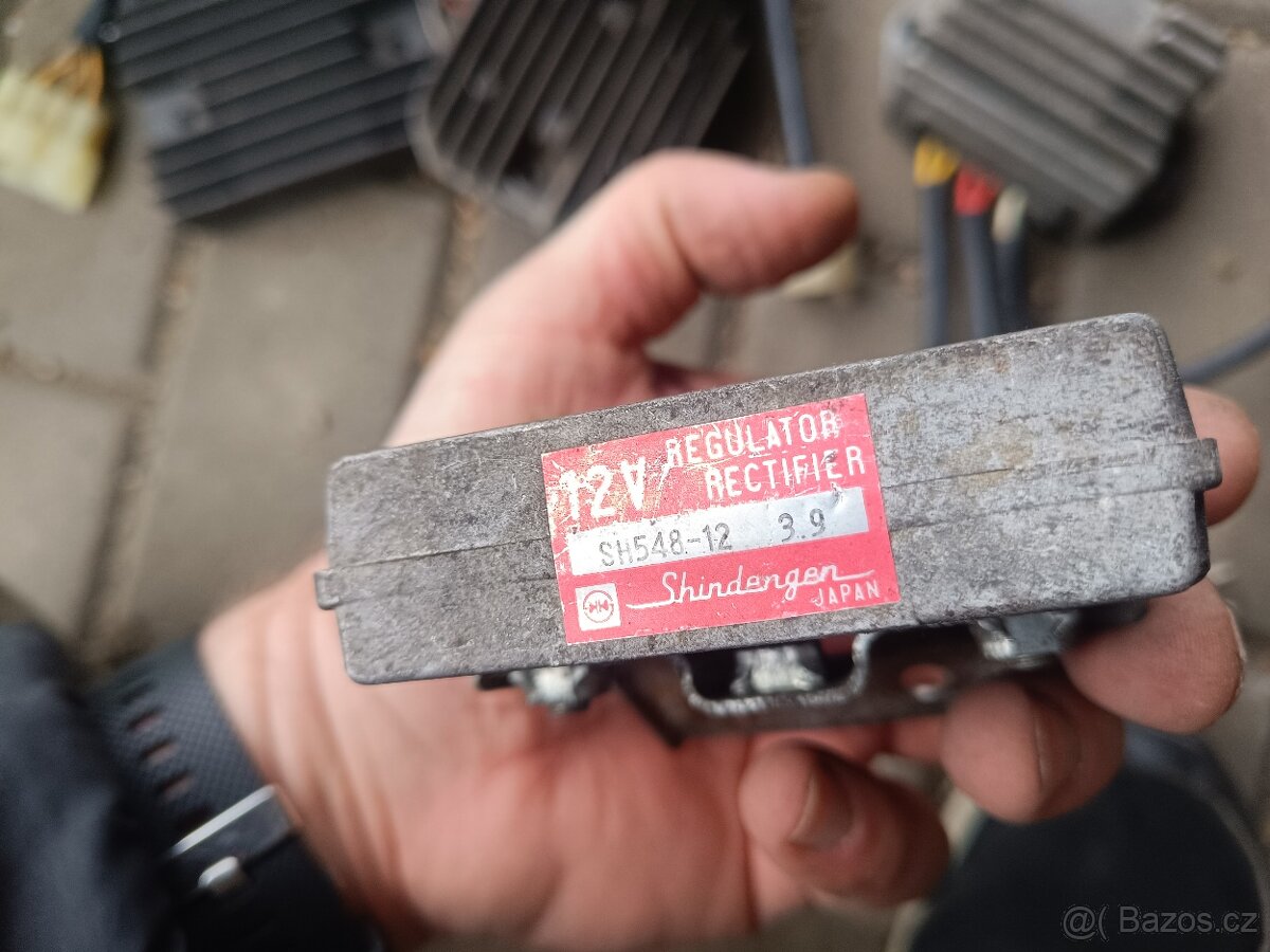 Regulátor napětí - 4