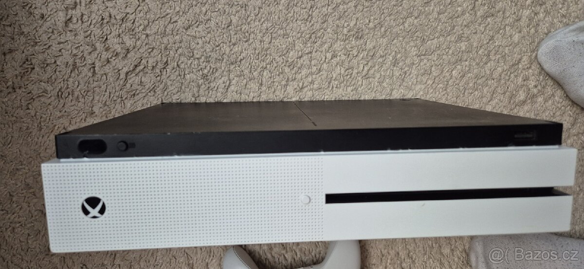 Xbox one S - 4