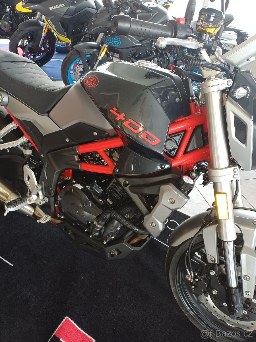 JAWA 400 Geeny - 4