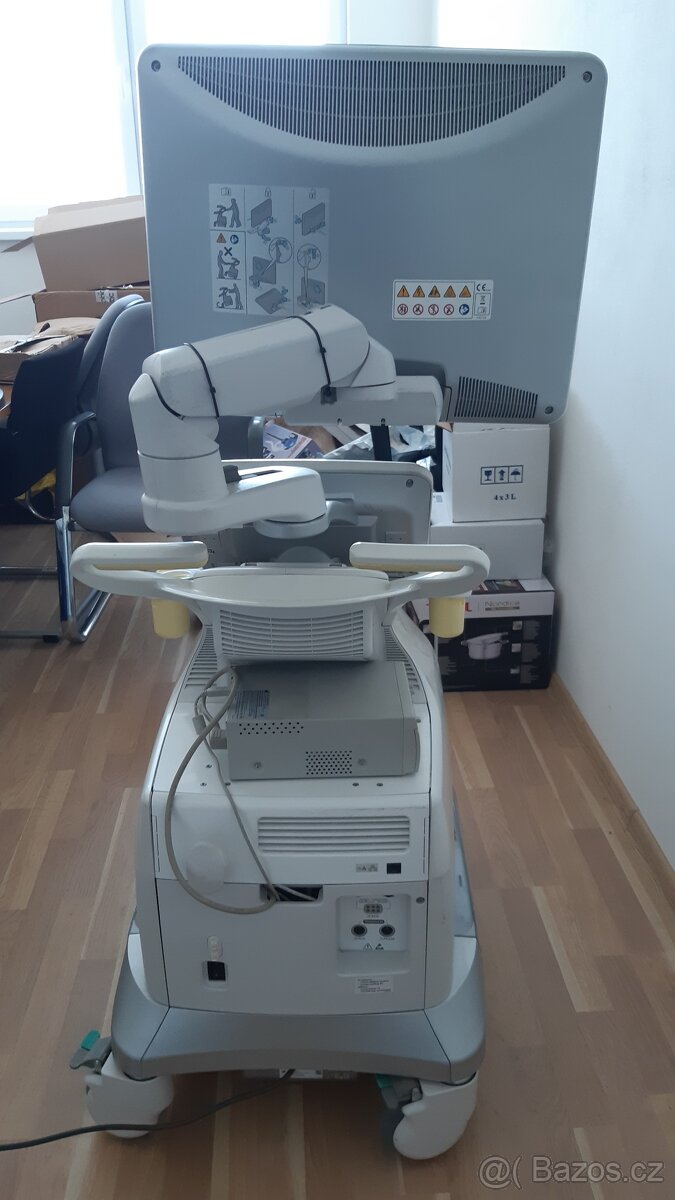 HITACHI ALOKA ARIETTA v70 - 4