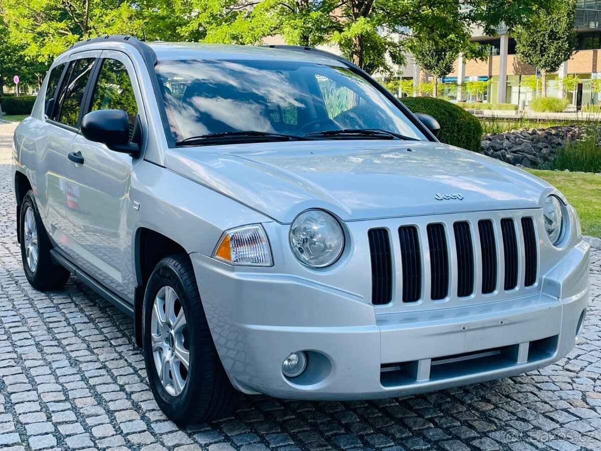 Jeep Compass 2.0D 4x4 MANUÁL SENZORY VÝHŘEV TAŽNÉ - 4