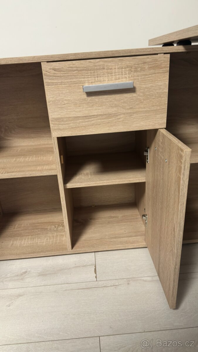 Kancelářský stůl - 4