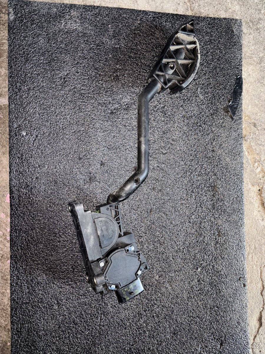 Fiat Marea - plynový pedál - 4