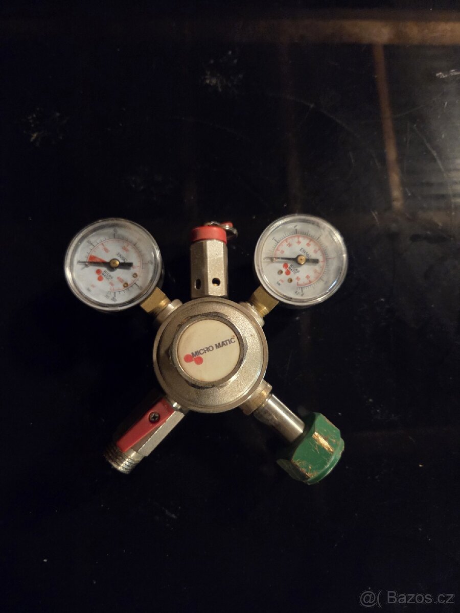 Láhev a hodiny na biogon 80/20 - 4