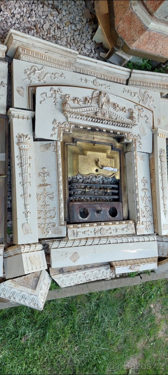 Starozitná kachlová kamna, krb - 4