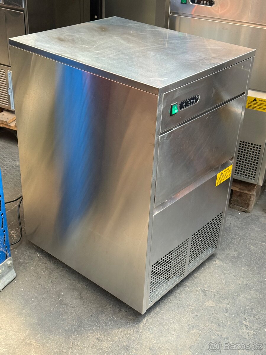 Výrobník ledu Klarstein Powerer XXXL. Záruka - 4