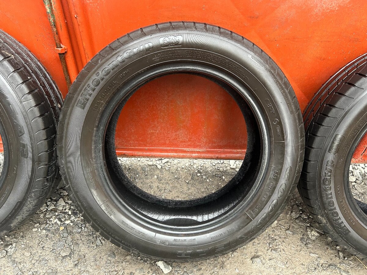 Prodám gumy 195/60/16 Good Year - 4