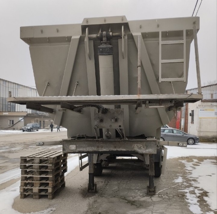 Sklápěcí návěs Panav - 4