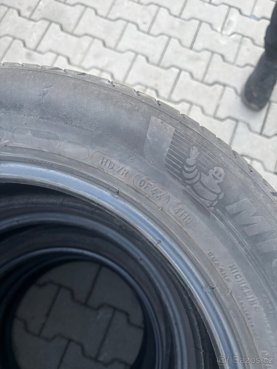 Michelin 205/60/16 - 4
