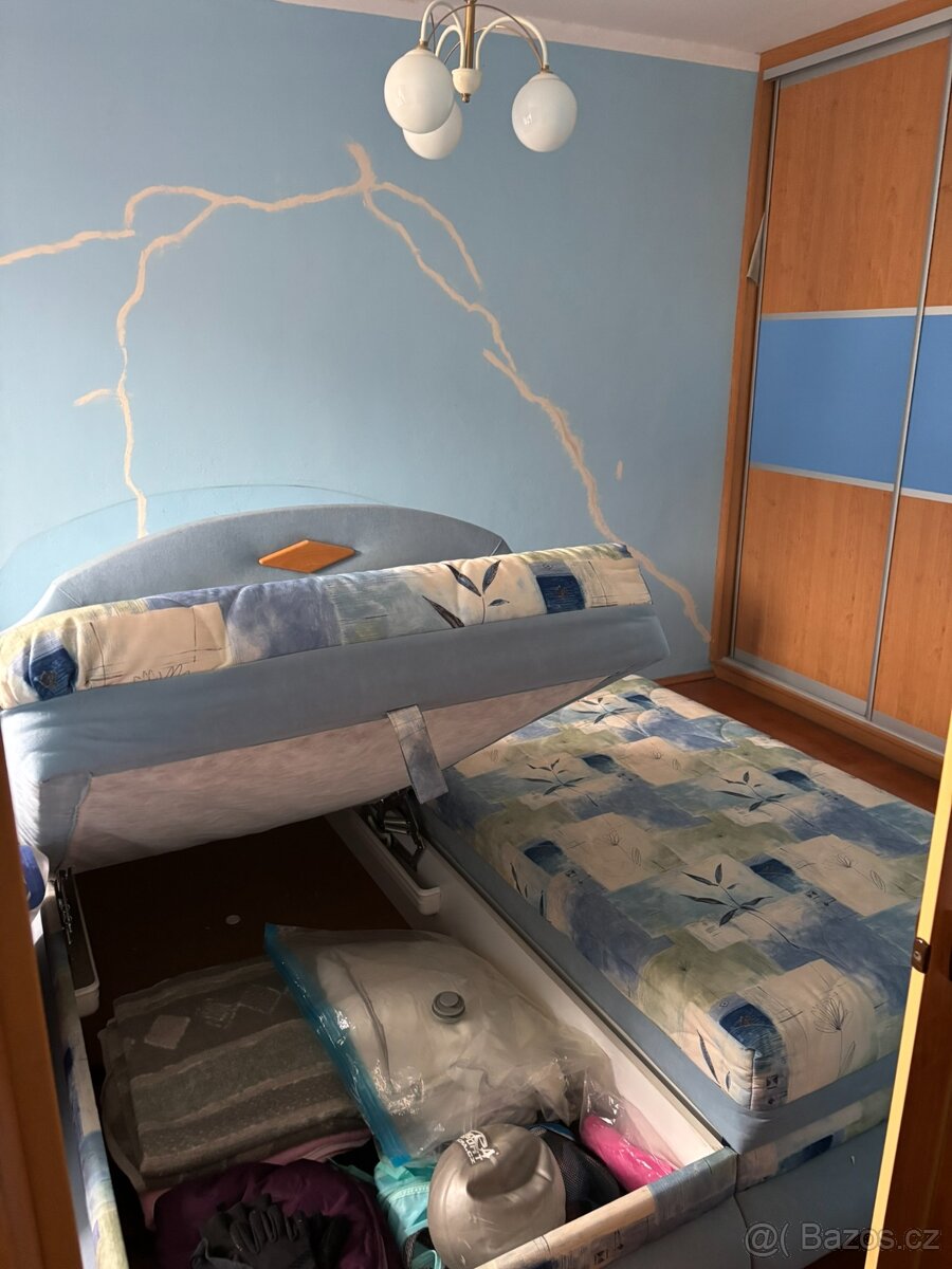 Manželská postel - 4